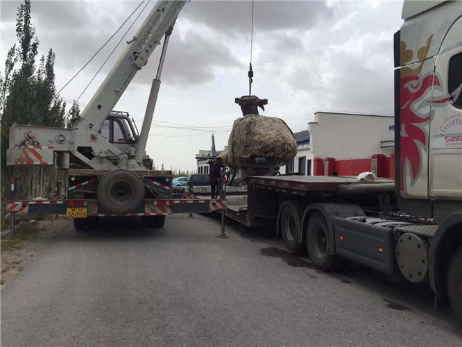 洪湖市狭窄场地（如小区、车间）适合用哪种吊车？