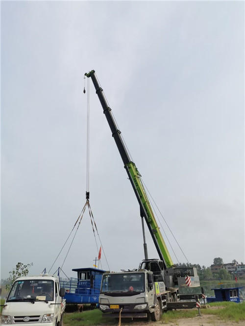 洪湖市桥梁建设吊装案例
